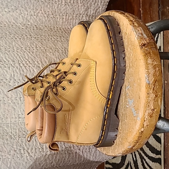 Vintage 90s Dr.Martens Nubuck - Picture 1 of 5
